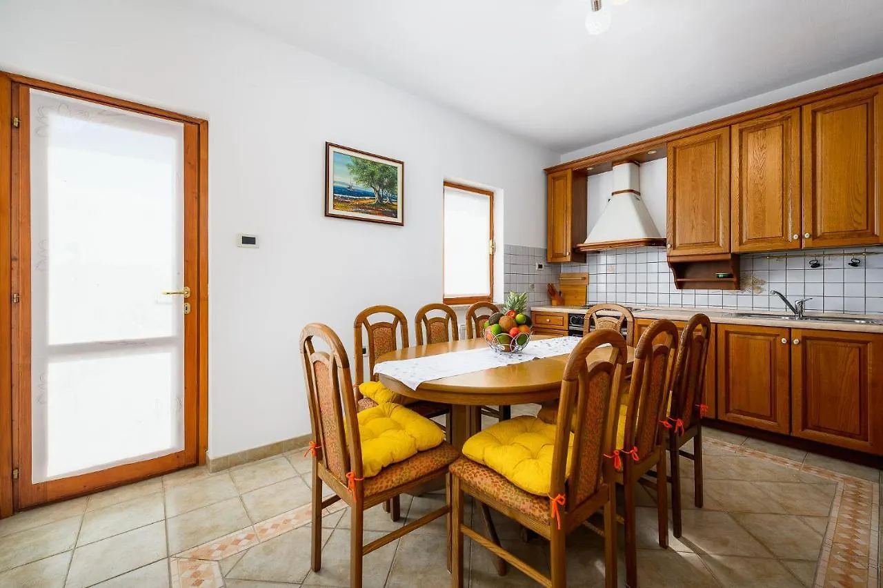 Martinski Aparment Paradiz 2190