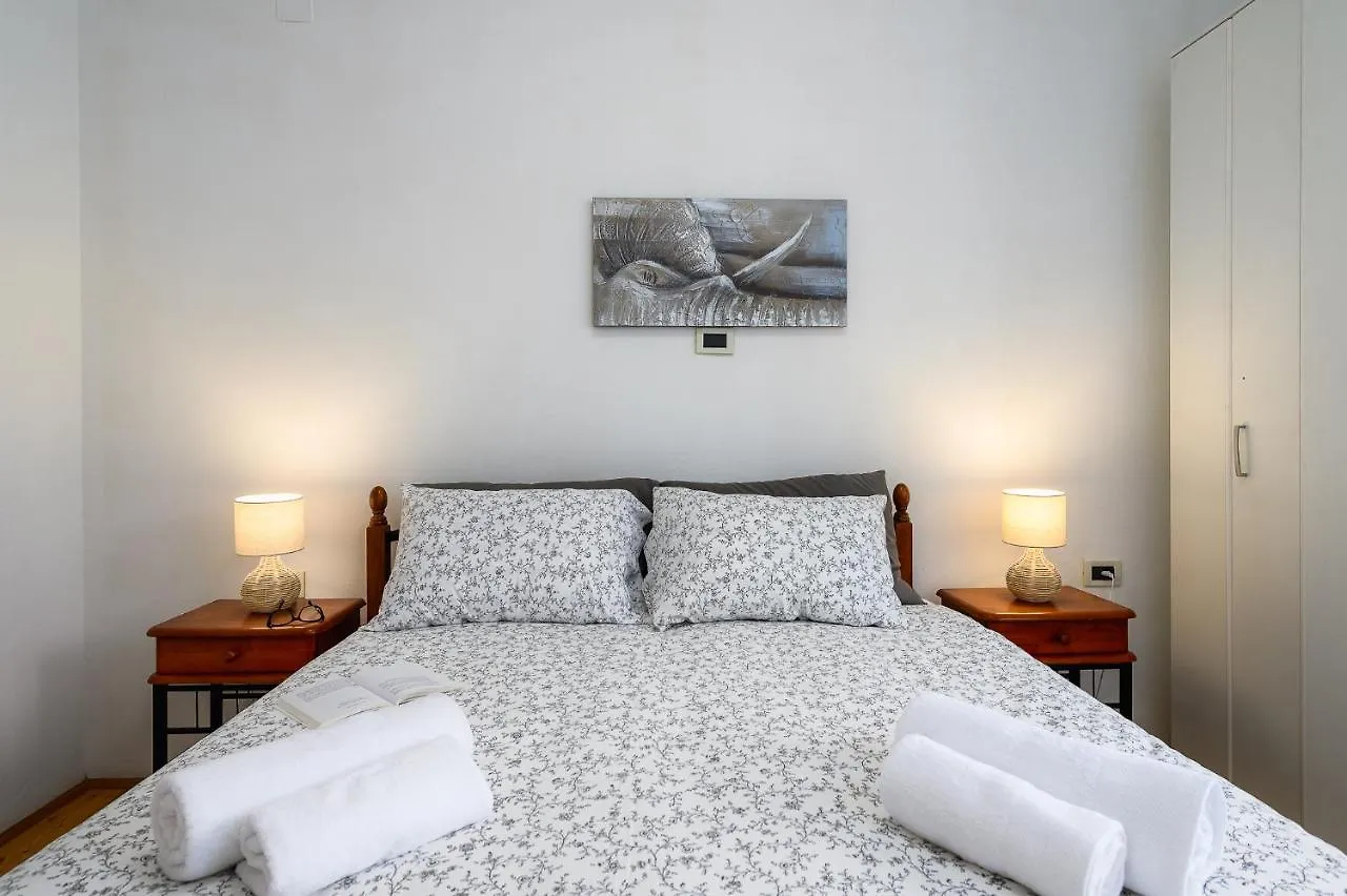 Martinski Aparment Paradiz 2190